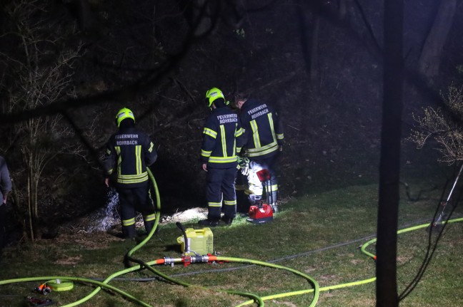 Grünabfall- und Böschungsbrand in St. Florian sorgt für Einsatz der Feuerwehr