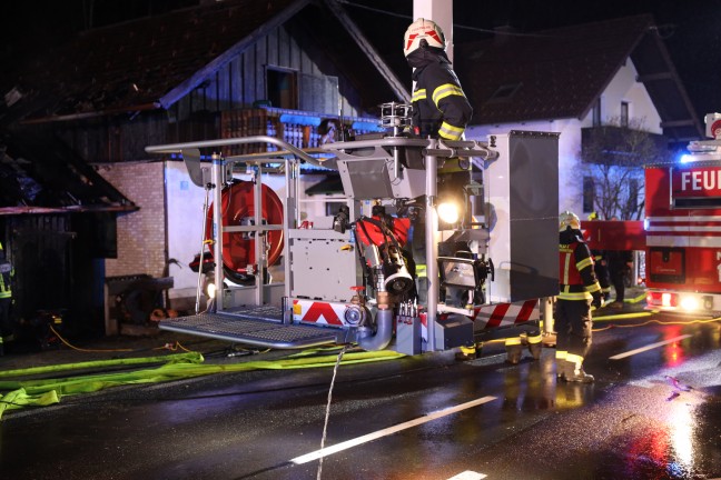Fünf Feuerwehren bei Brand eines Wohnhauses in Altmünster im Einsatz