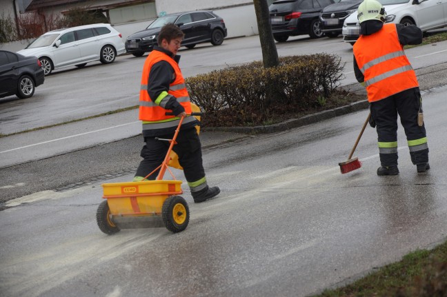 lspur in Wels-Lichtenegg fhrte zu Sachschadenunfall