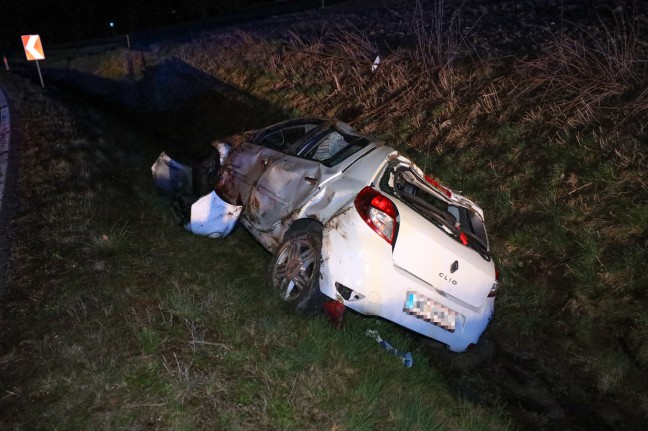 Drei Verletzte bei Autoberschlag in Pichl bei Wels