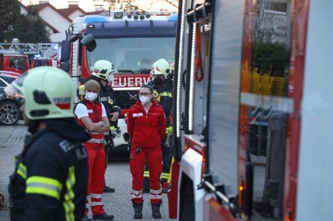 Brand in der Garage eines Reihenhauses in Wels-Neustadt