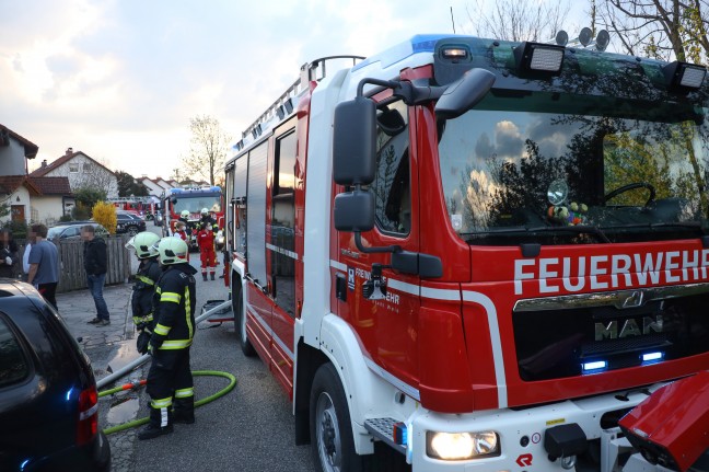 Brand in der Garage eines Reihenhauses in Wels-Neustadt