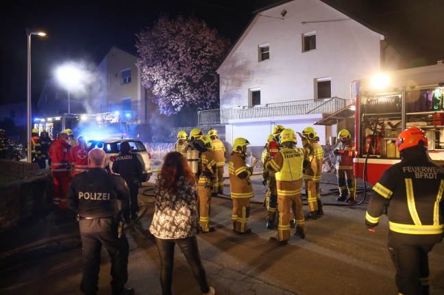 Kellerbrand in einem Einfamilienhaus in Bad Hall sorgt für Einsatz zweier Feuerwehren