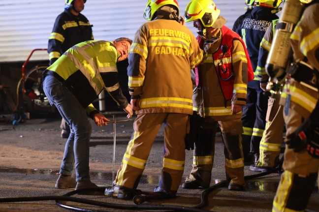 Kellerbrand in einem Einfamilienhaus in Bad Hall sorgt fr Einsatz zweier Feuerwehren