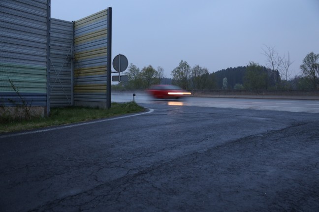 Probeführerscheinbesitzer auf Westautobahn bei Sipbachzell mit 229 km/h geblitzt