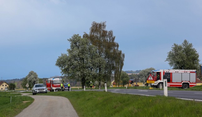 Schwerer Verkehrsunfall mit neun Verletzten auf Altheimer Straße in Kirchdorf am Inn