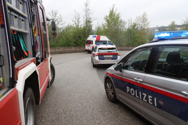 Kollision zwischen zwei PKW in Steinhaus fordert mehrere Leichtverletzte