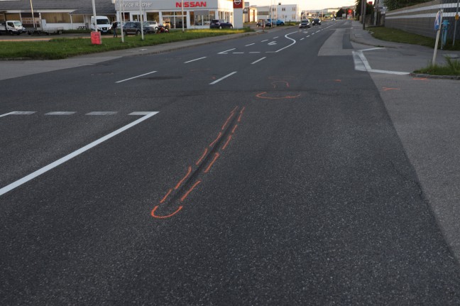 Motorradlenker (24) nach Kreuzungscrash in Schwanenstadt im Klinikum verstorben