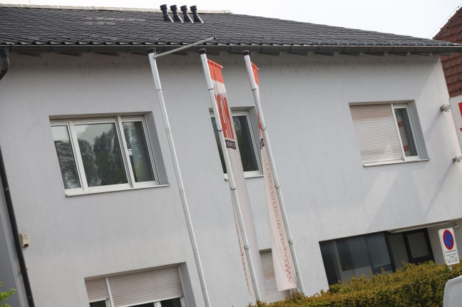 Tragischer Todesfall: Mädchen (4) lebte in Wels-Pernau zwei Tage allein neben toter Mutter (39)