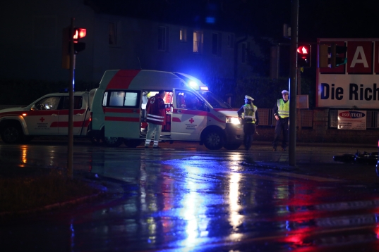 Mopedlenker bei Kreuzungscrash in Wels-Neustadt verletzt