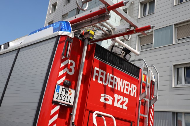 Brandverdacht in Traun: Feuerwehr hoffte vergeblich auf Gru aus der Kche