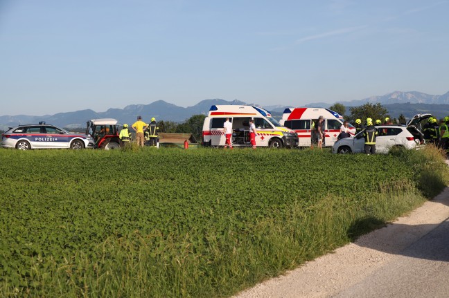 Kollision zwischen PKW und Traktorgespann in Kremsmnster