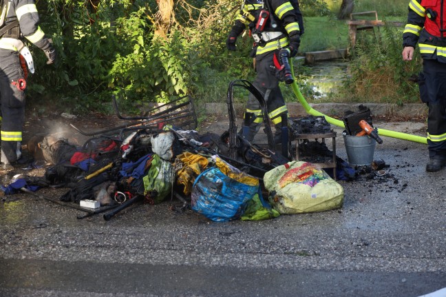 Suspekter Brand in einer Wohnung beziehungsweise eines Containers in Buchkirchen