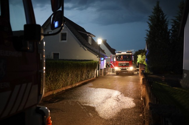 Zwei Feuerwehren bei Brand einer Gartenhütte in Wolfern im Einsatz