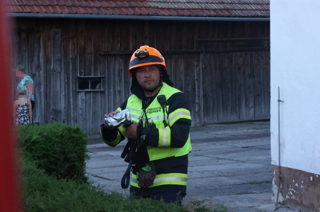 Einsatz der Feuerwehr nach gemeldetem Brand in einem Wohnhaus in Moosbach