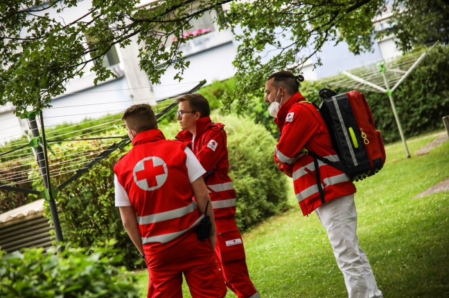 Einsatz bei Brandverdacht in einer Wohnanlage in Wels-Neustadt