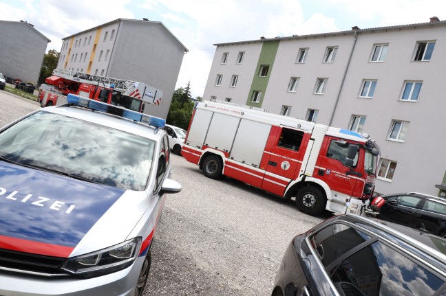 Explosion in einer Mehrparteienhauswohnung in Wels-Neustadt