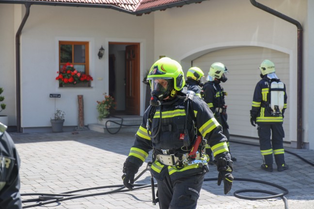Drei Feuerwehren bei Brand im Keller eines Hauses in St. Willibald im Einsatz