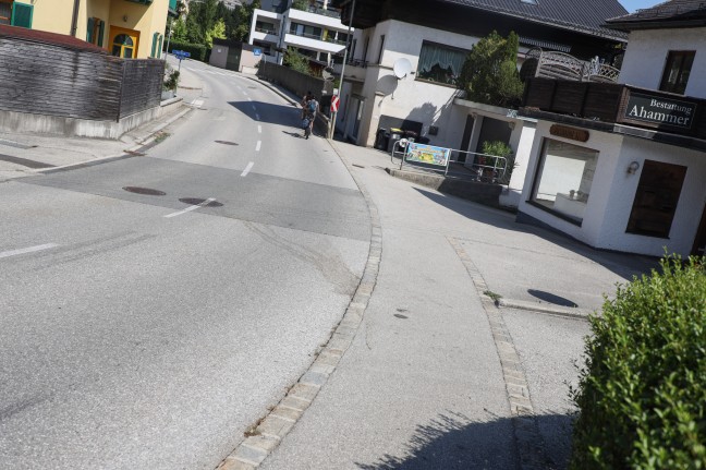Pensionist (71) bei Sturz mit E-Bike in Altmünster tödlich verletzt