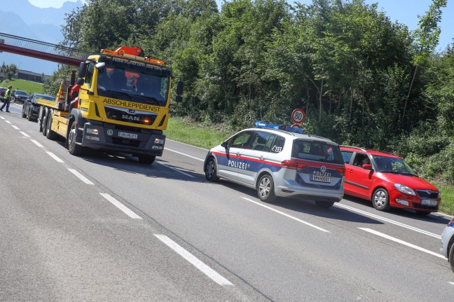 Auffahrunfall auf Salzkammergutstrae in Gmunden