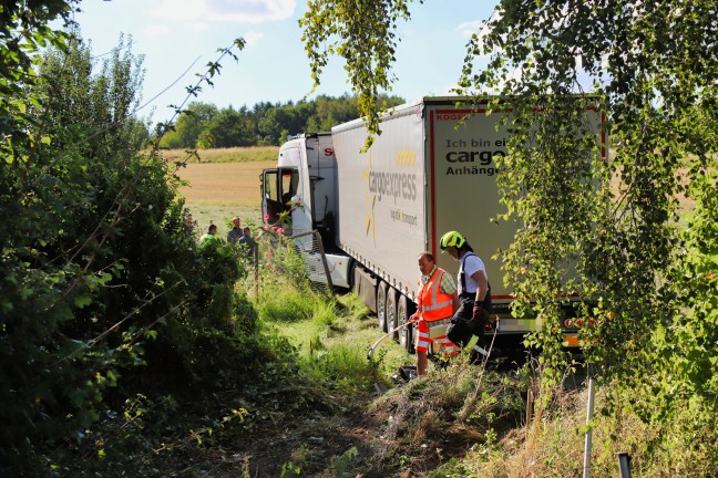 Zusammenstoß zwischen LKW und Kleintransporter in Freistadt fordert zwei Verletzte