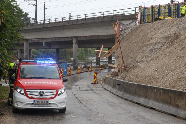 Hangrutsch bei Baustelle an der Westbahnstrecke in Marchtrenk