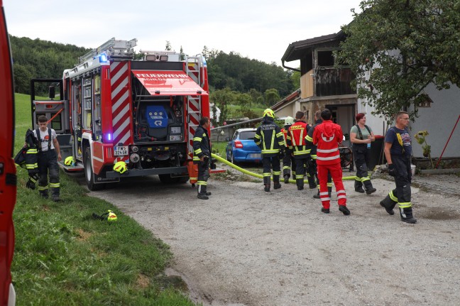 Drei Feuerwehren bei Brand im Keller eines Wohnhauses in Schlüßlberg im Einsatz