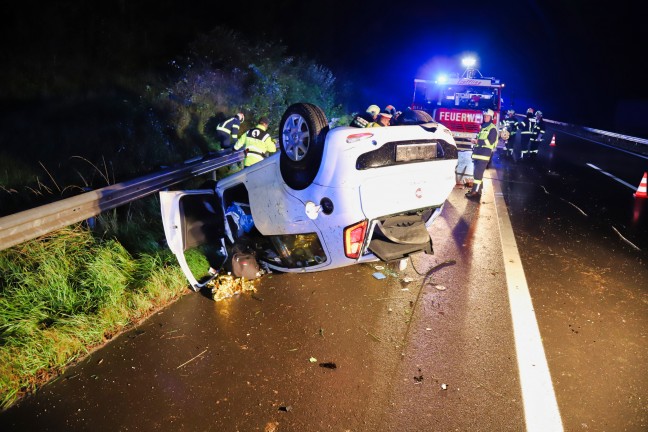 Schwerer Verkehrsunfall auf Mühlkreisautobahn bei Engerwitzdorf fordert einen Verletzten