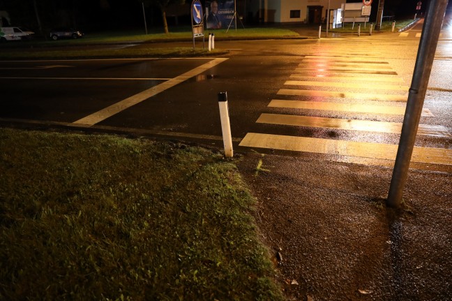 Heftiger Kreuzungscrash auf Salzkammergutstraße in Regau