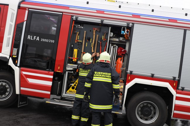 Brand im Kofferraum eines abgestellten PKW in Gunskirchen