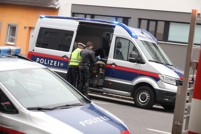 Radfahrer (69) bei Kollision mit Straßenbahn in Linz-Kleinmünchen-Auwiesen tödlich verletzt
