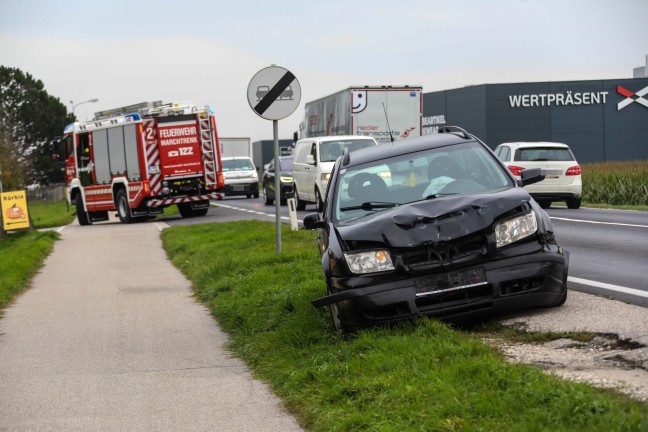 Stau im Berufsverkehr nach Auffahrunfall auf Wiener Strae bei Marchtrenk