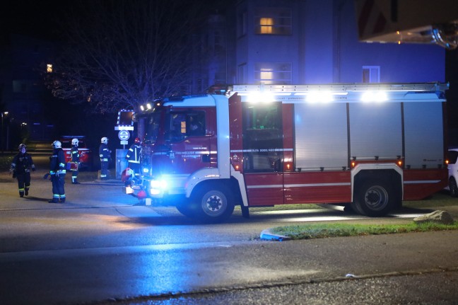 Knallkrper gezndet: Einsatz der Feuerwehr nach gemeldetem Gasgeruch in Wels-Lichtenegg