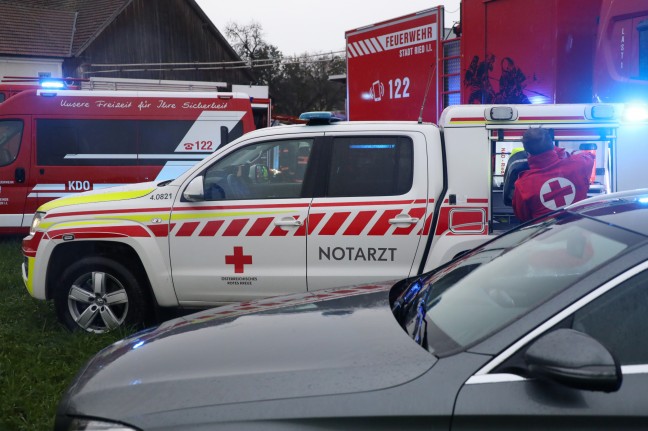 Zehn Feuerwehren bei Brand eines Wohnhauses in Taiskirchen im Innkreis im Einsatz