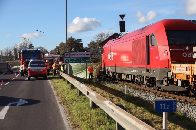 Tdlicher Unfall mit E-Bike auf Bahnbergang in Ottensheim