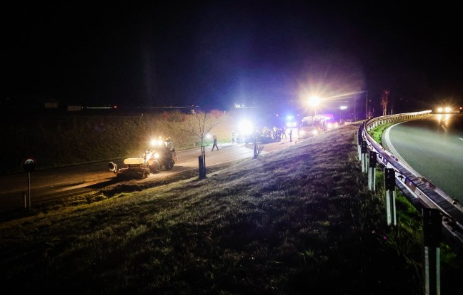 Schwerer Verkehrsunfall in St. Peter am Hart - Unfalllenker hatte Kokain in Socke versteckt