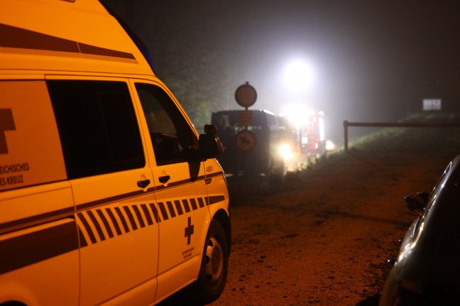 Boote und Taucher: Feuerwehr bei Personenrettung in der Enns im Einsatz