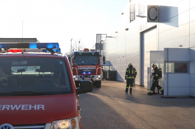 Brand eines Stromverteilers in einer Messehalle in Wels-Lichtenegg