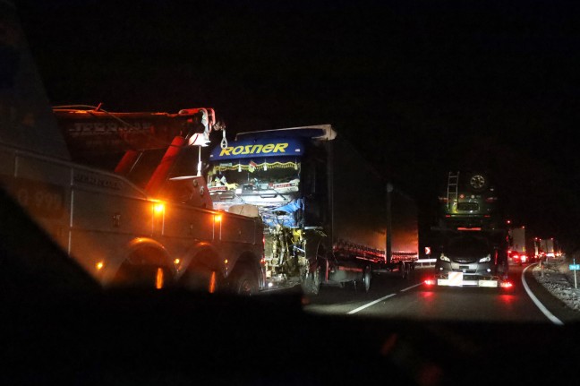 Tdlicher Crash zwischen LKW und PKW auf Pyhrnpass Strae in St. Pankraz