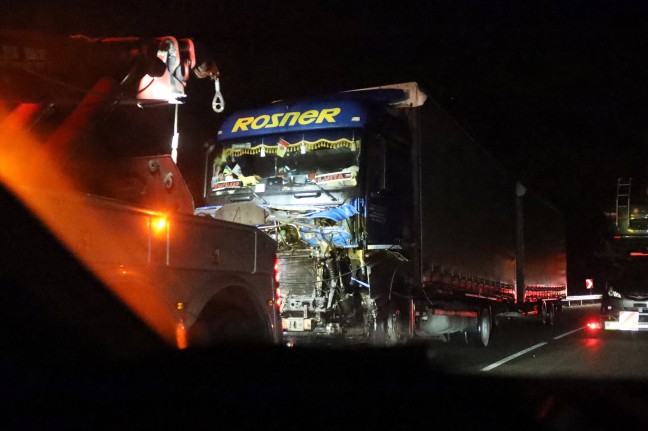 Tdlicher Crash zwischen LKW und PKW auf Pyhrnpass Strae in St. Pankraz