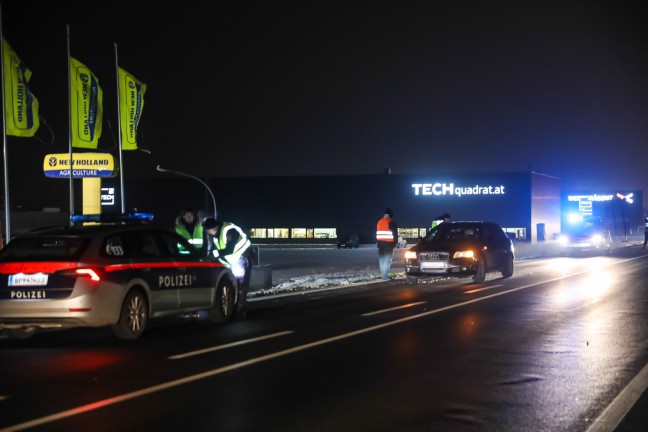 Kollision dreier PKW auf Wiener Strae bei Marchtrenk