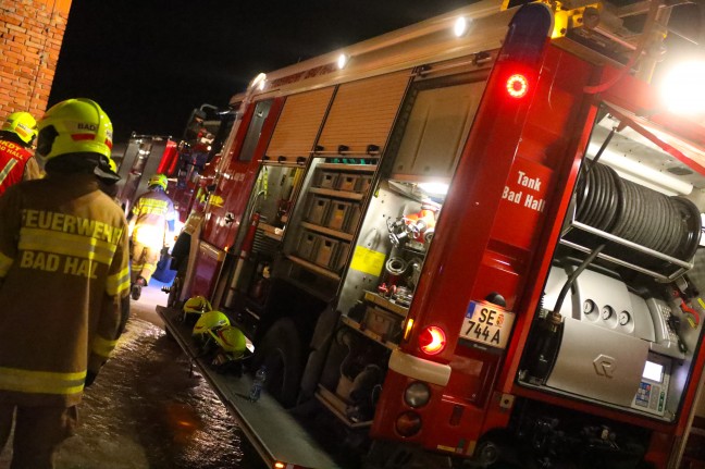 Brand im Stall eines Bauernhofes in Bad Hall sorgte für Einsatz der Feuerwehr