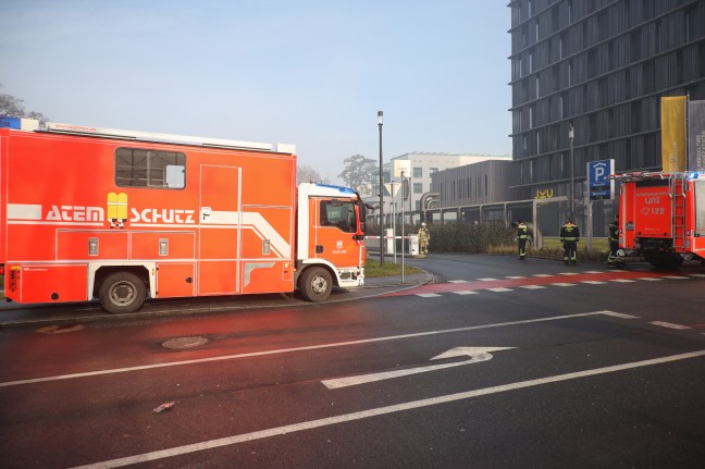 Brandeinsatz in Tiefgarage eines Klinikums in Linz-Kaplanhof