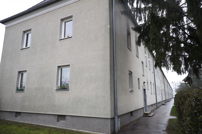 Bauchstich: Frau (42) in Linz-Kleinmünchen-Auwiesen bei Streit niedergestochen