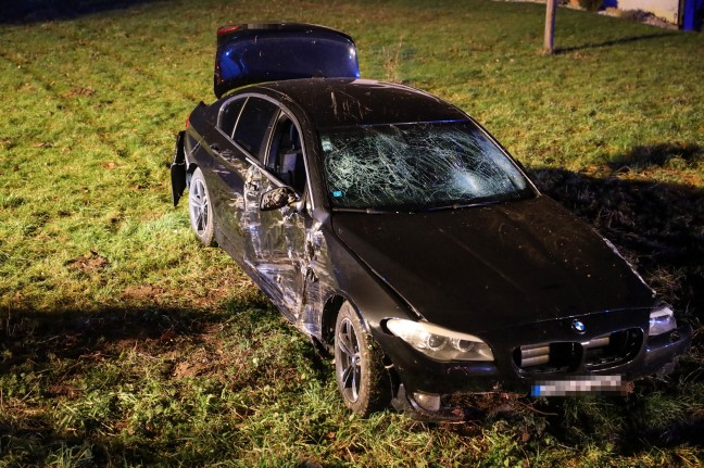 Schwerer Verkehrsunfall in Hofkirchen im Traunkreis fordert zwei Verletzte