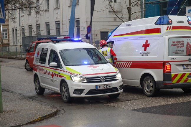 Drei Verletzte bei Brand in einer Wohnung in Wels-Innenstadt