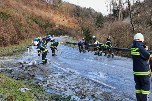 Verkehrsunfall in Feldkirchen an der Donau fordert zwei Verletzte