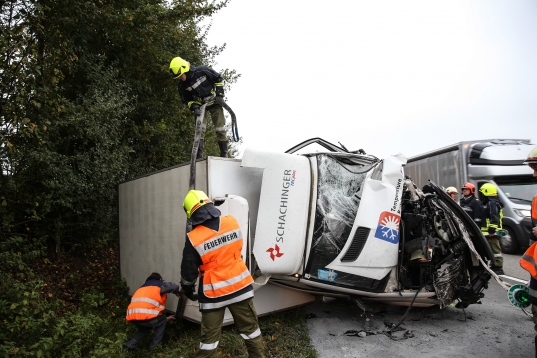 Schwerer Verkehrsunfall auf der Innviertler Straße in Taufkirchen an der Trattnach