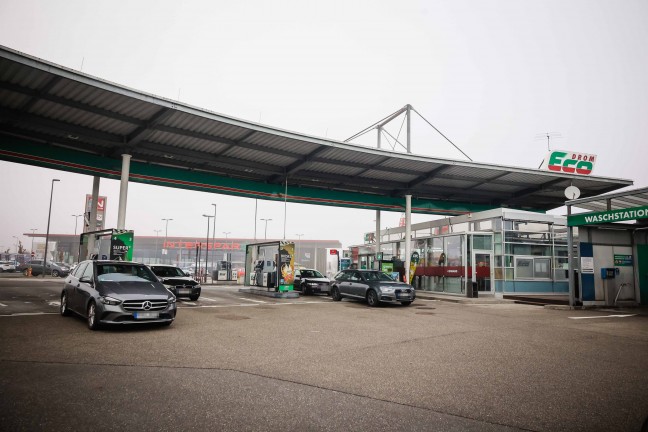 Raubüberfall auf Tankstelle in Braunau am Inn