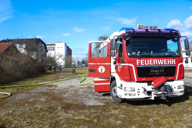 Brand eines Komposthaufens in einem Kleingarten in Wels-Neustadt